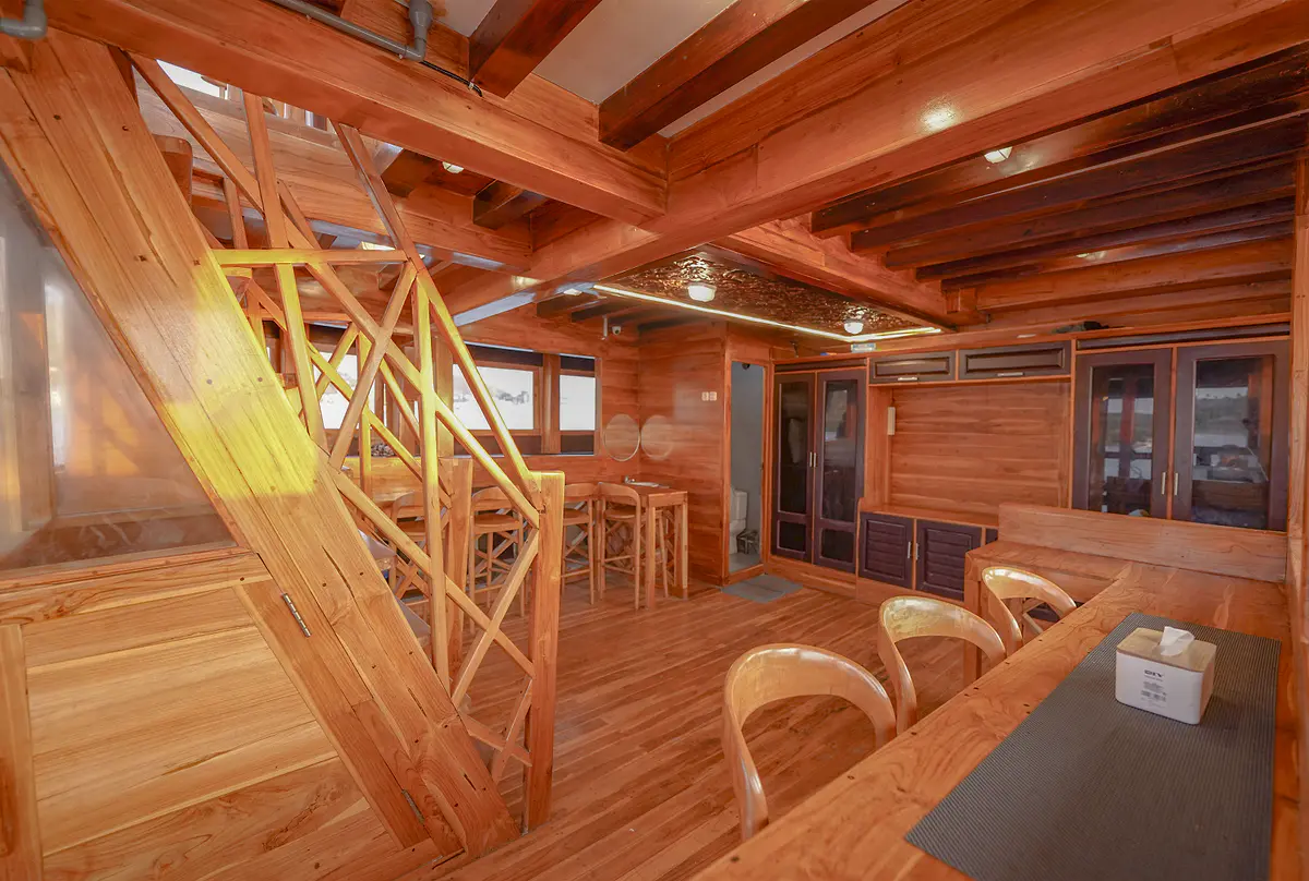 Alfatran Phinisi - Luxury Phinisi Komodo Charter 2026